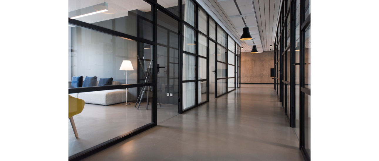 המשרד של השכן ירוק יותר?