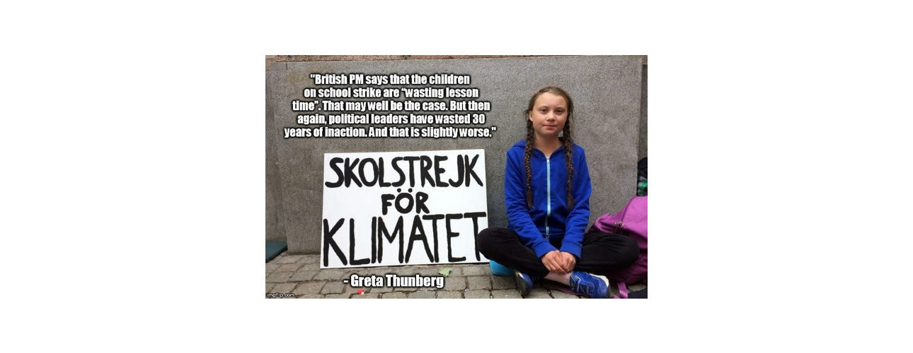 גרטה תונברג שובתת מול הפרלמנט השבדי והתייחסותה לדברי ראש ממשלת בריטניה לגבי "בזבוז זמן השיעורים"