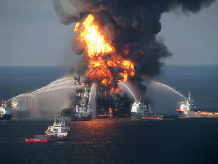 Fireboat response crews oil rig deepwater April-21-2010